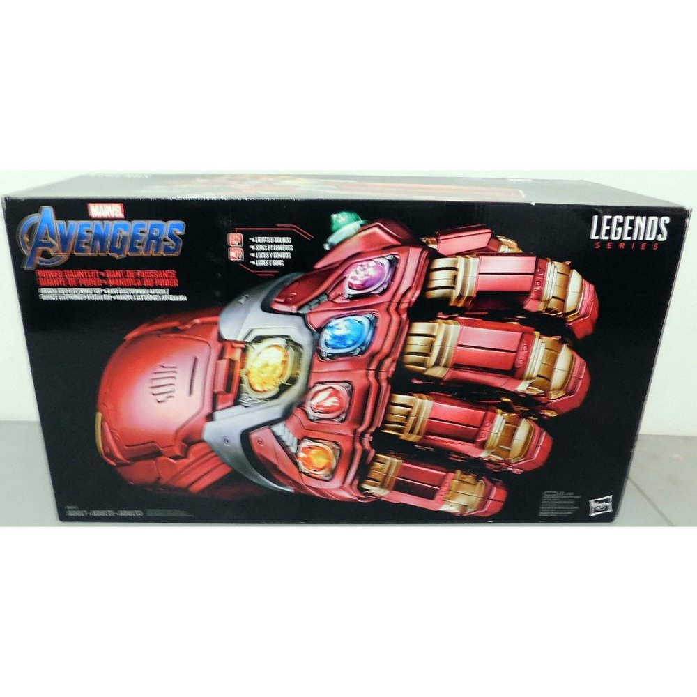 Marvel Avengers Legends Series Articulating Power Gauntlet